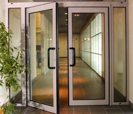 Cửa nhôm kính biệt thự đẹp
